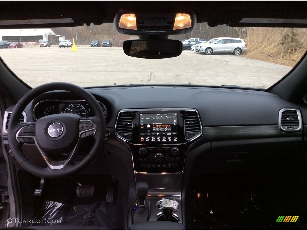 2019 Grand Cherokee Upland 4x4 - Sting-Gray / Black photo #12