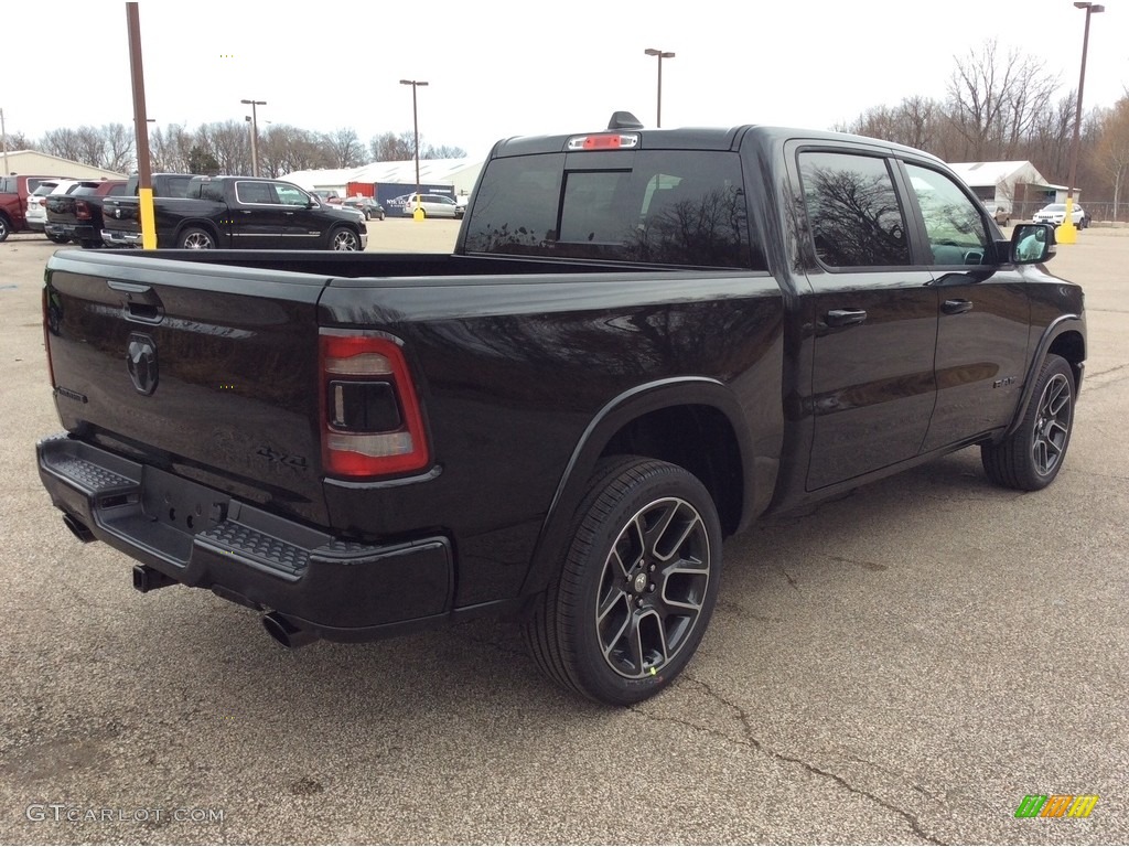 2019 1500 Laramie Crew Cab 4x4 - Diamond Black Crystal Pearl / Black photo #6