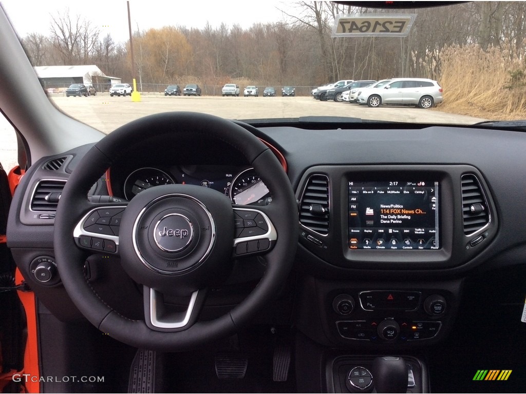 2019 Jeep Compass Trailhawk 4x4 Black/Ruby Dashboard Photo #131140796