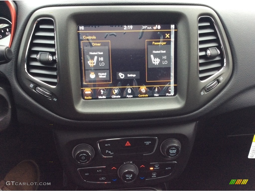 2019 Jeep Compass Trailhawk 4x4 Controls Photo #131140823