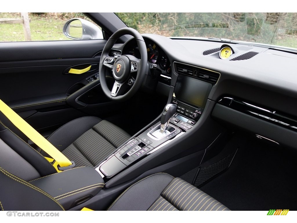 2019 Porsche 911 Carrera T Coupe Black Dashboard Photo #131141096