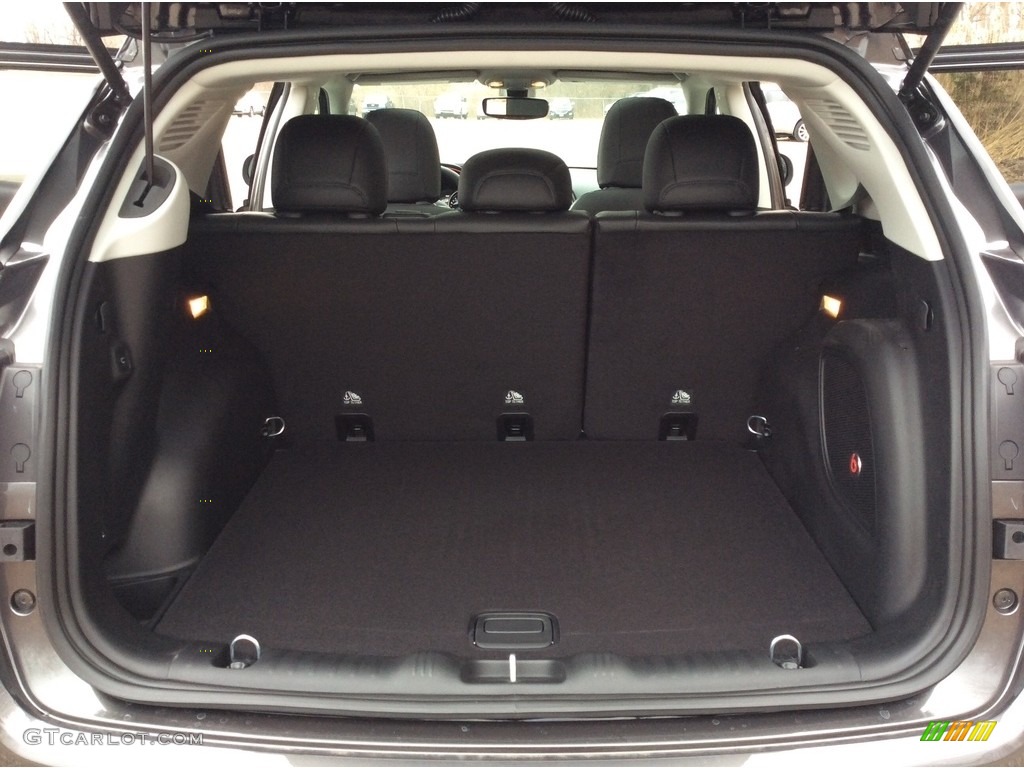 2019 Jeep Compass Trailhawk 4x4 Trunk Photo #131141384