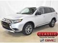 2018 Alloy Silver Metallic Mitsubishi Outlander ES  photo #1