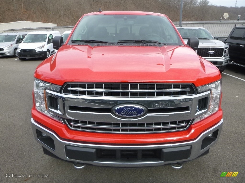 2019 F150 XLT SuperCab 4x4 - Race Red / Earth Gray photo #4