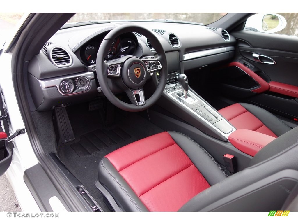 Black/Bordeaux Red Interior 2019 Porsche 718 Cayman Standard 718 Cayman Model Photo #131142698