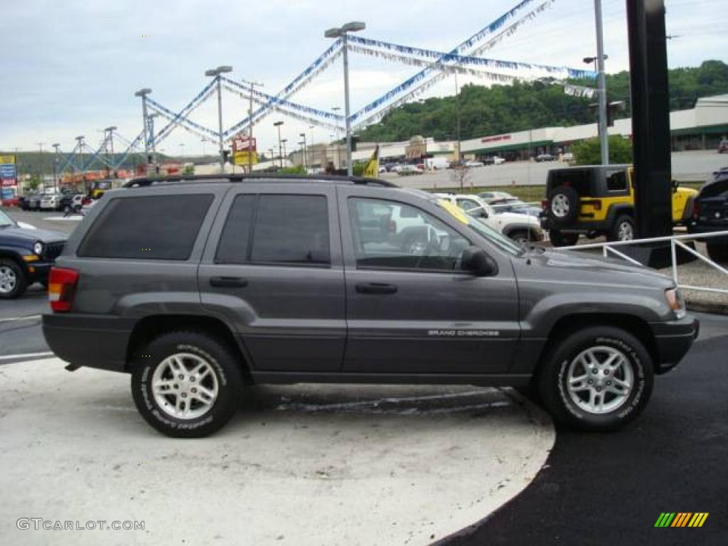 2003 Grand Cherokee Laredo 4x4 - Graphite Metallic / Dark Slate Gray photo #5