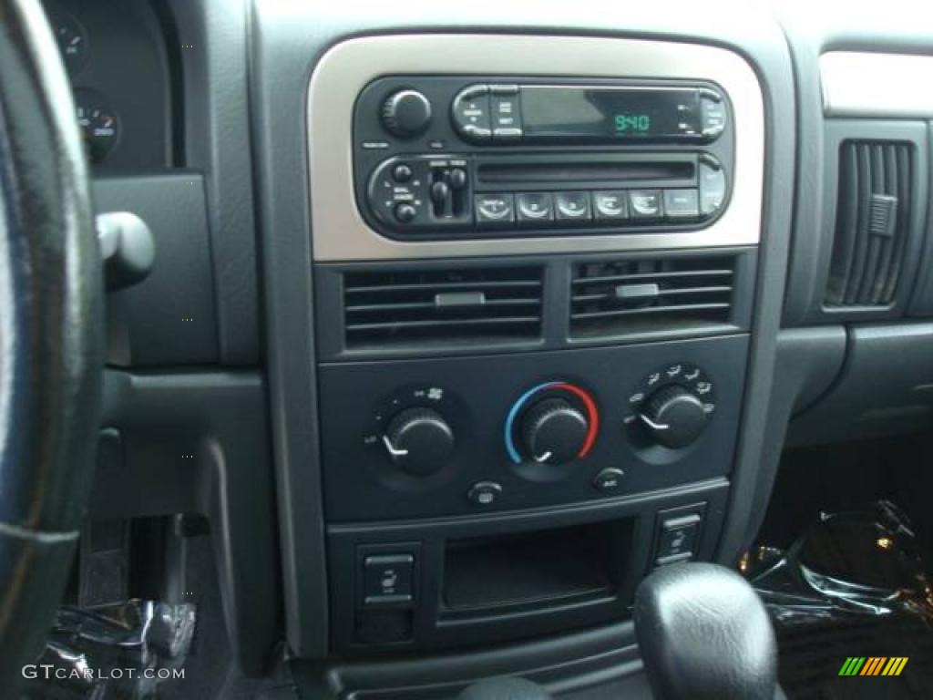 2003 Grand Cherokee Laredo 4x4 - Graphite Metallic / Dark Slate Gray photo #23