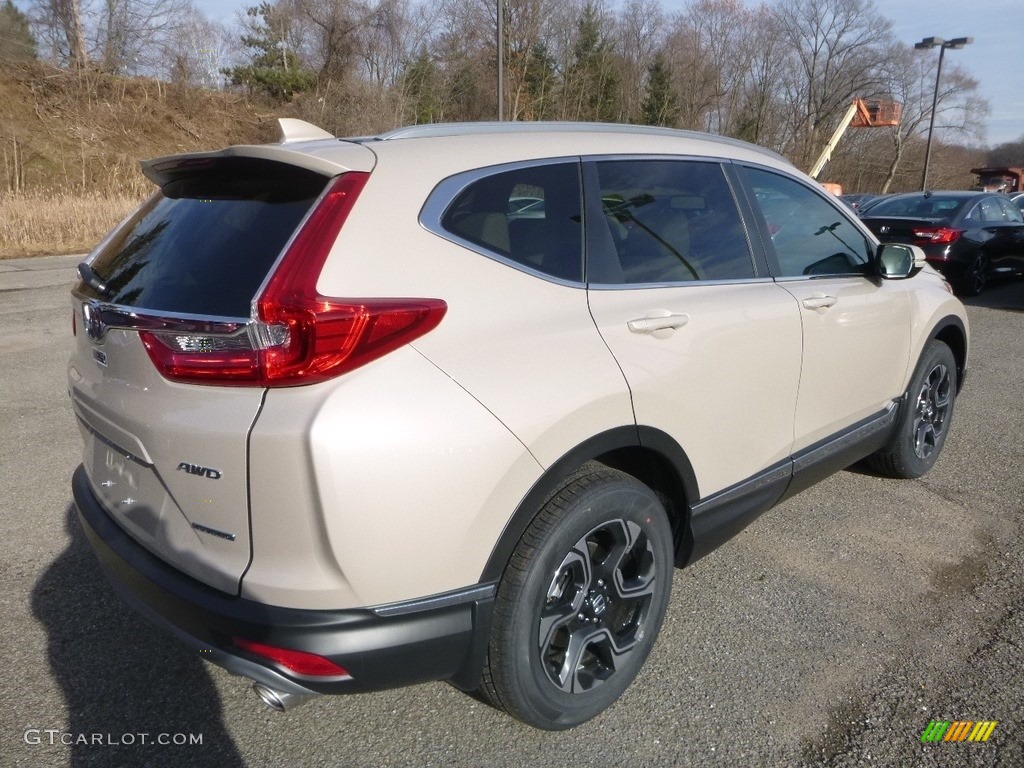 2019 CR-V Touring AWD - Sandstorm Metallic / Ivory photo #4