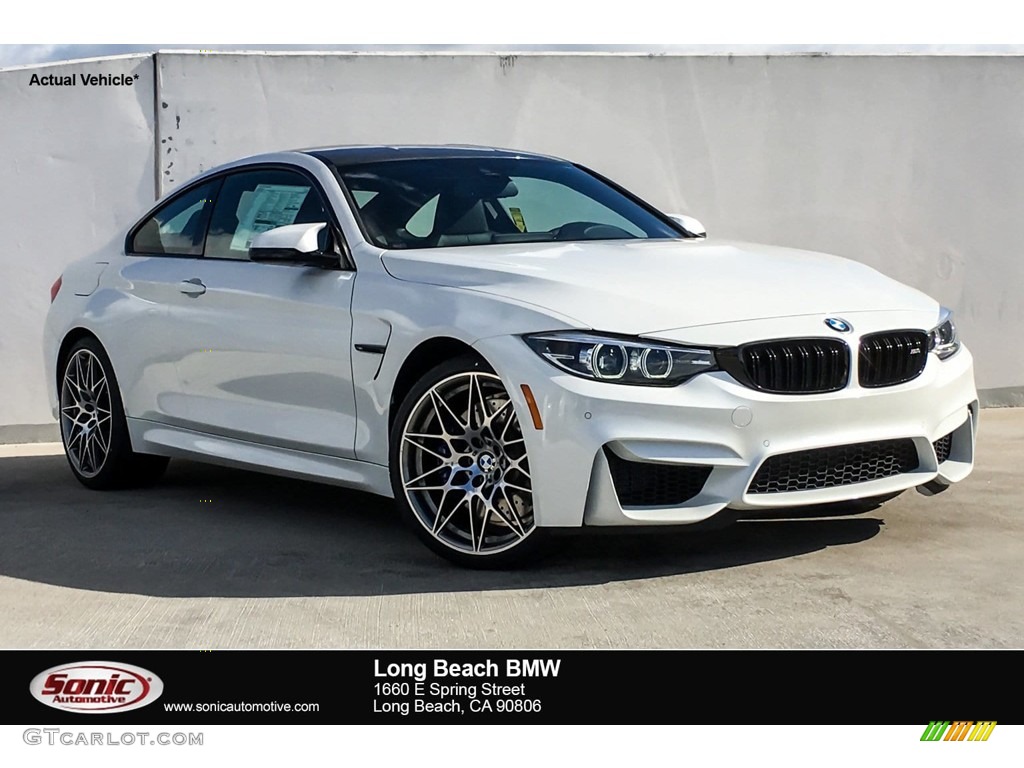 2019 M4 Coupe - Mineral White Metallic / Black photo #1