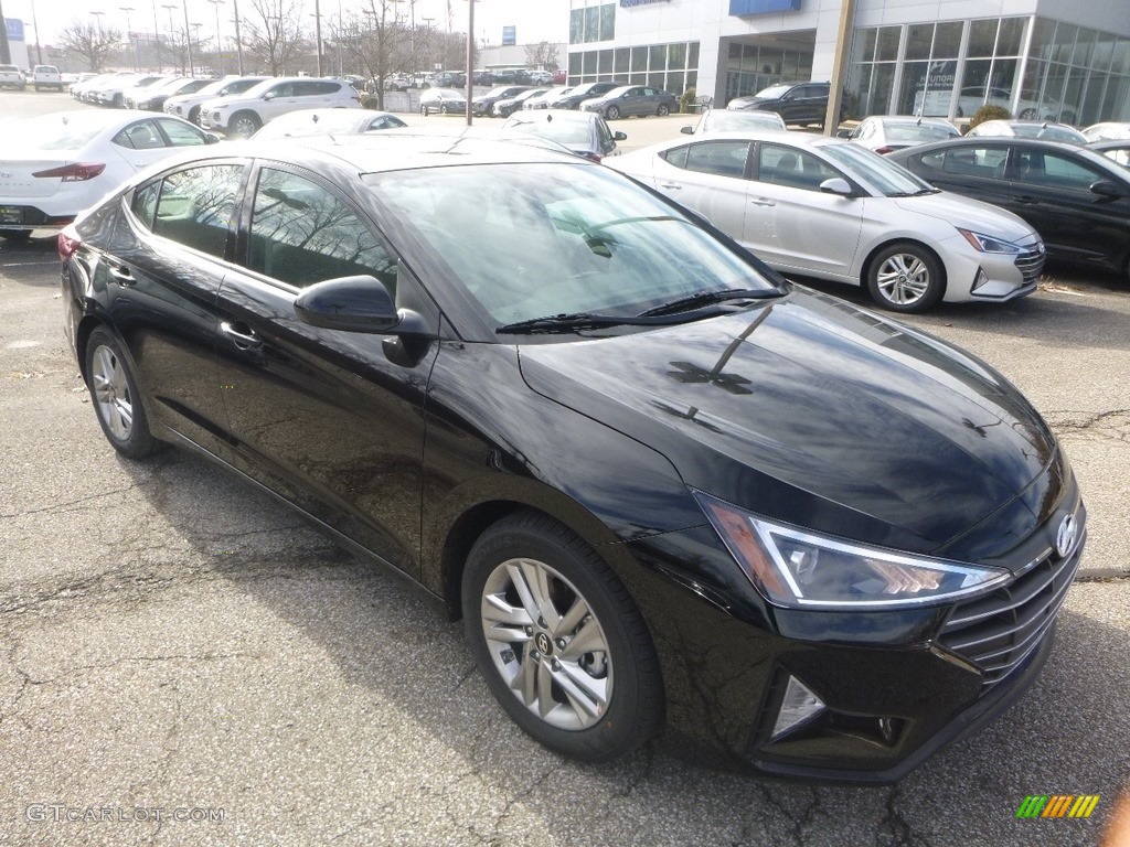 2019 Elantra Value Edition - Phantom Black / Gray photo #3