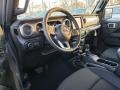 Sting-Gray - Wrangler Unlimited Sahara 4x4 Photo No. 7
