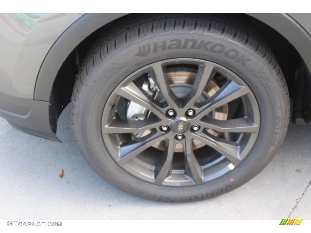 2019 Explorer XLT - Magnetic / Medium Black photo #5