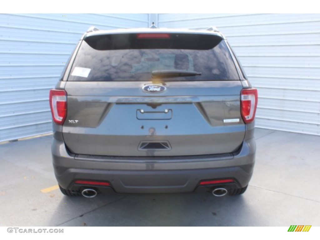 2019 Explorer XLT - Magnetic / Medium Black photo #7