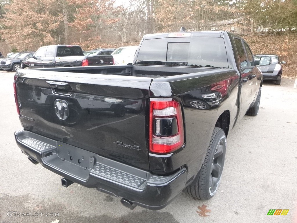 2019 1500 Big Horn Crew Cab 4x4 - Diamond Black Crystal Pearl / Black photo #5