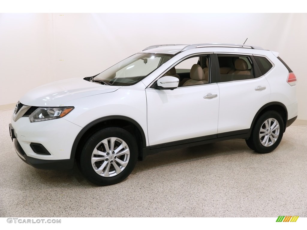 2014 Rogue SV AWD - Moonlight White / Almond photo #3