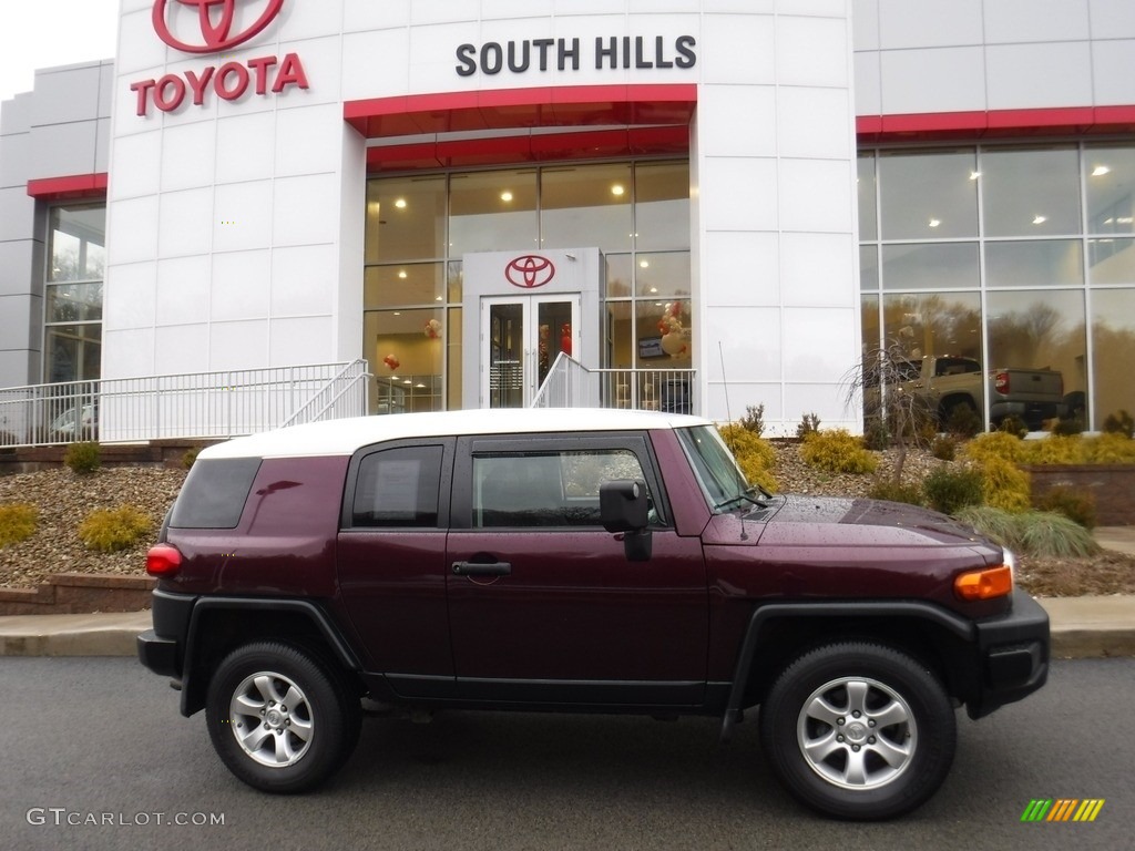 2007 FJ Cruiser 4WD - Black Cherry Pearl / Dark Charcoal photo #2