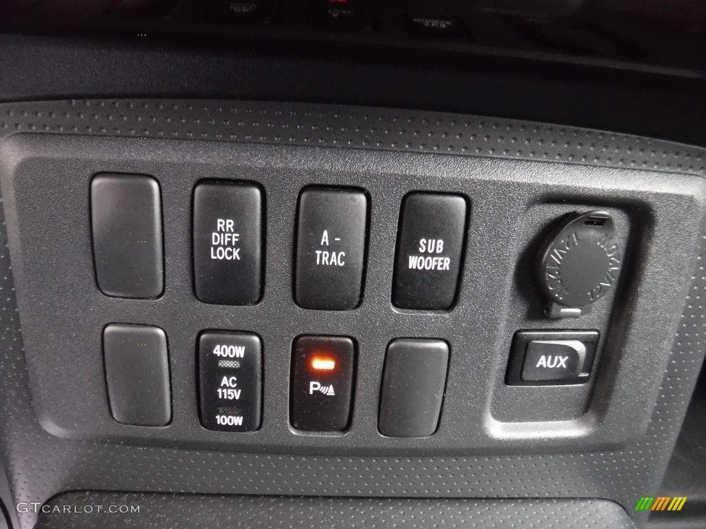 2007 FJ Cruiser 4WD - Black Cherry Pearl / Dark Charcoal photo #18