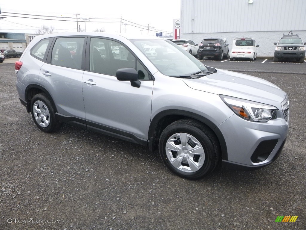 2019 Forester 2.5i - Ice Silver Metallic / Black photo #1