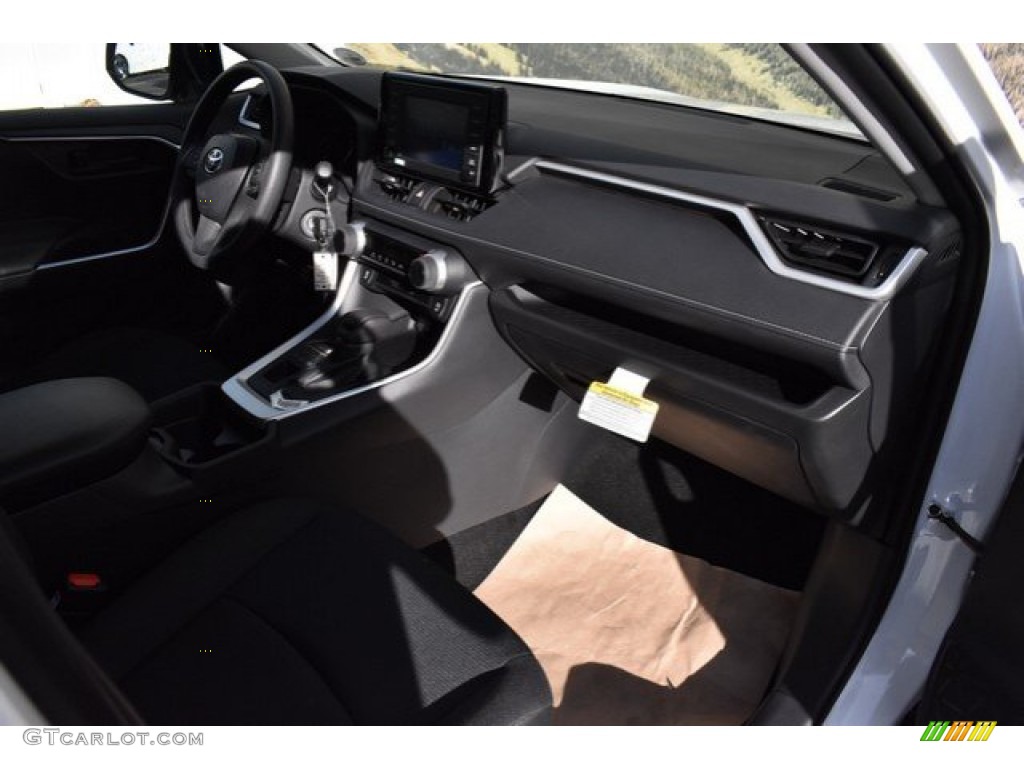 2019 RAV4 LE AWD - Super White / Black photo #10