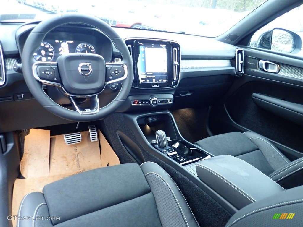 Charcoal Interior 2019 Volvo XC40 T5 R-Design AWD Photo #131161300