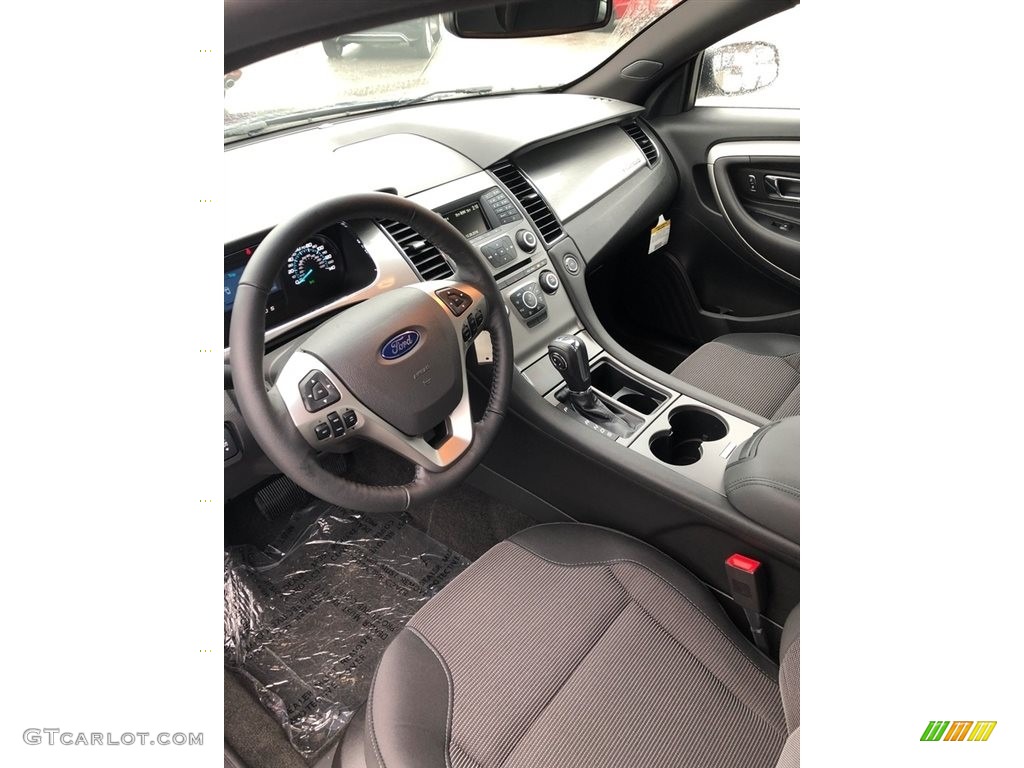 2019 Taurus SE - Magnetic / Charcoal Black photo #5