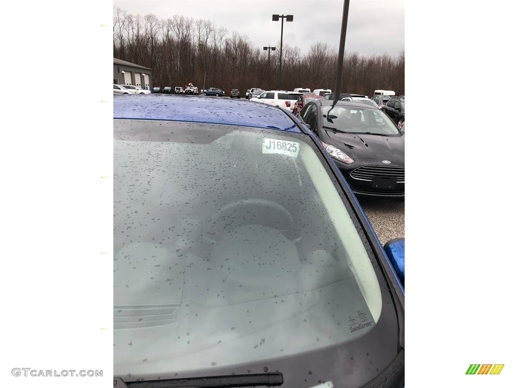 2018 Fiesta SE Sedan - Lightning Blue / Charcoal Black photo #4