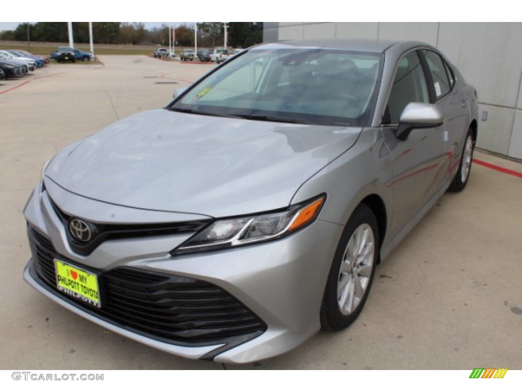 2019 Camry LE - Celestial Silver Metallic / Ash photo #4