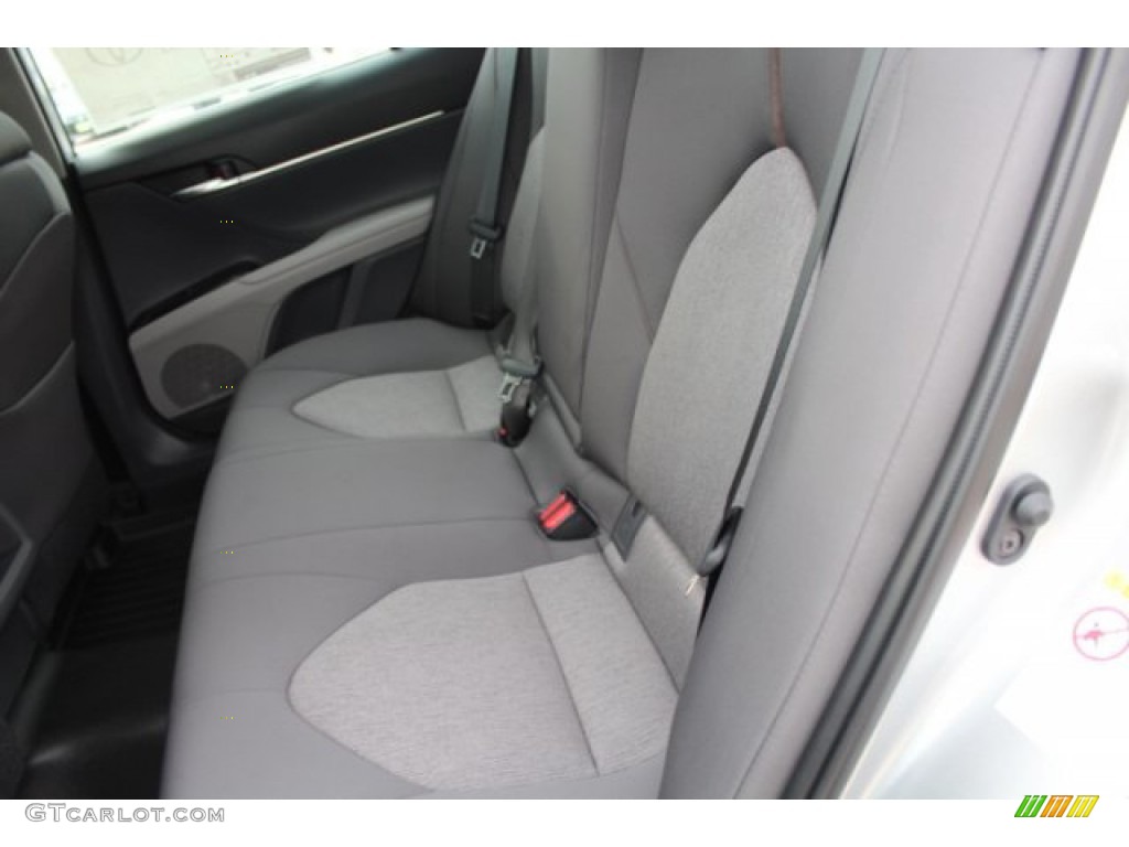 2019 Camry LE - Celestial Silver Metallic / Ash photo #18