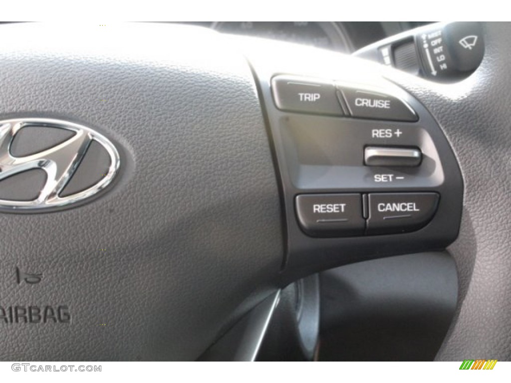 2019 Elantra SE - Symphony Silver / Black photo #13