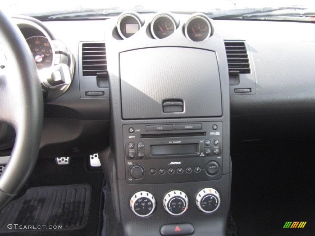 2006 350Z Touring Coupe - Silverstone Metallic / Charcoal Leather photo #16
