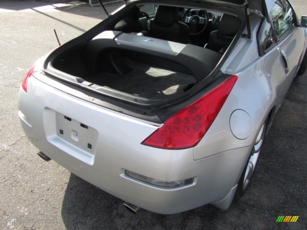2006 350Z Touring Coupe - Silverstone Metallic / Charcoal Leather photo #18