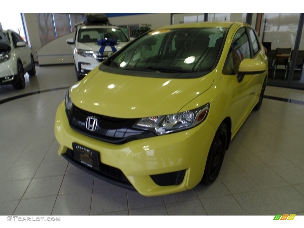 Mystic Yellow Pearl Honda Fit