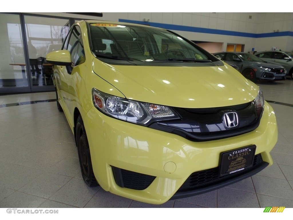 2015 Fit LX - Mystic Yellow Pearl / Black photo #6