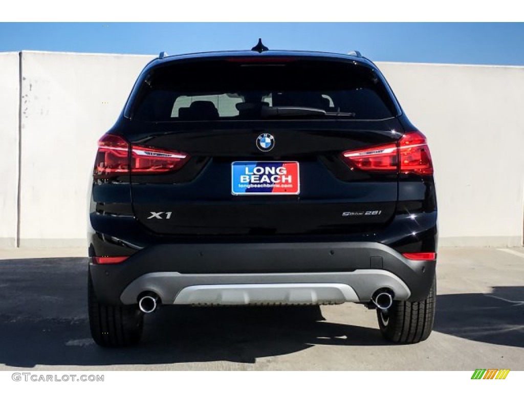 2019 X1 sDrive28i - Jet Black / Oyster/Black photo #3