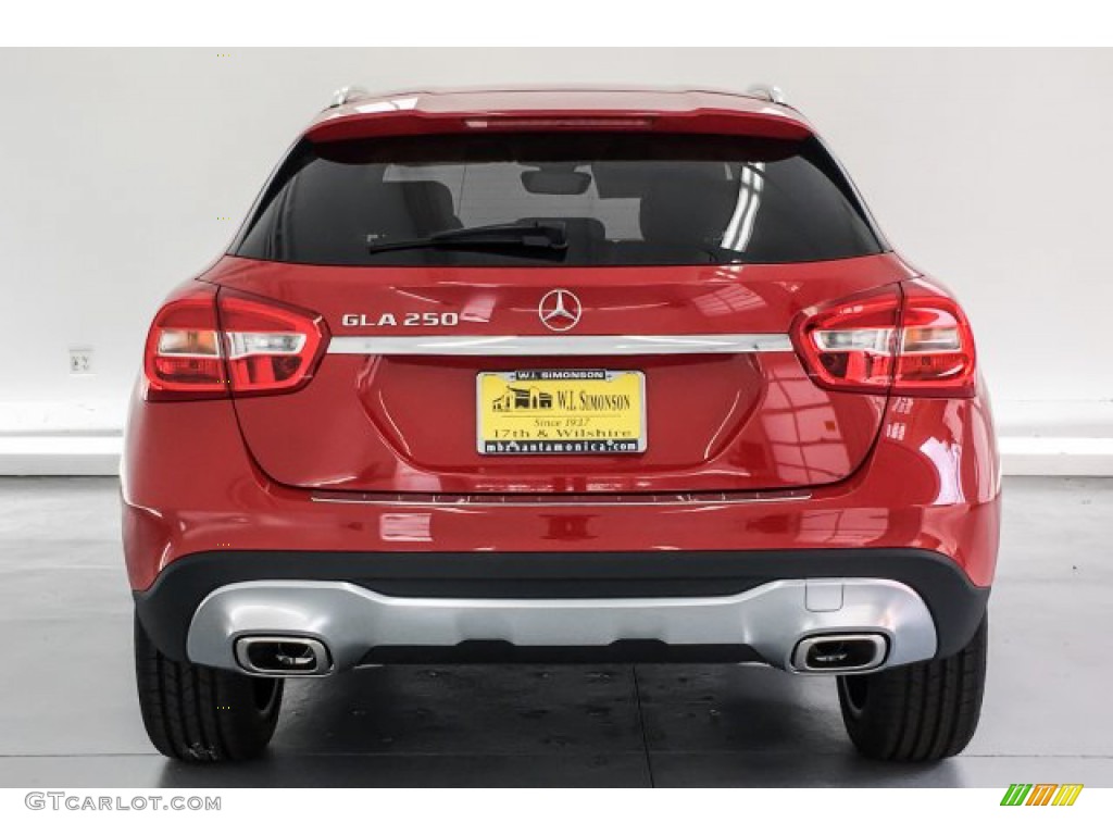 2019 GLA 250 - Jupiter Red / Sahara Beige photo #3