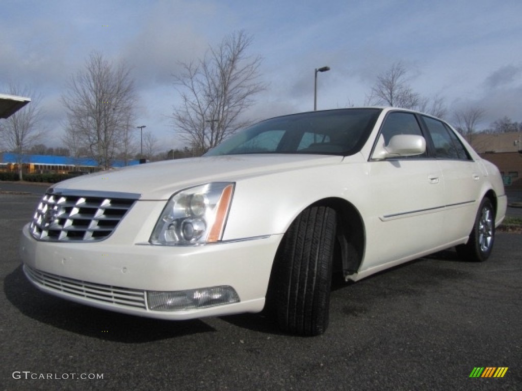 2011 DTS Luxury - White Diamond Tricoat / Titanium/Dark Titanium Accents photo #6