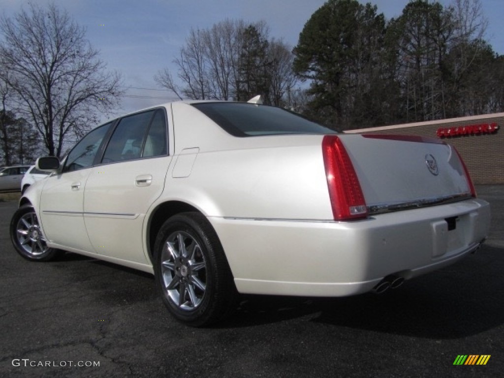 2011 DTS Luxury - White Diamond Tricoat / Titanium/Dark Titanium Accents photo #8