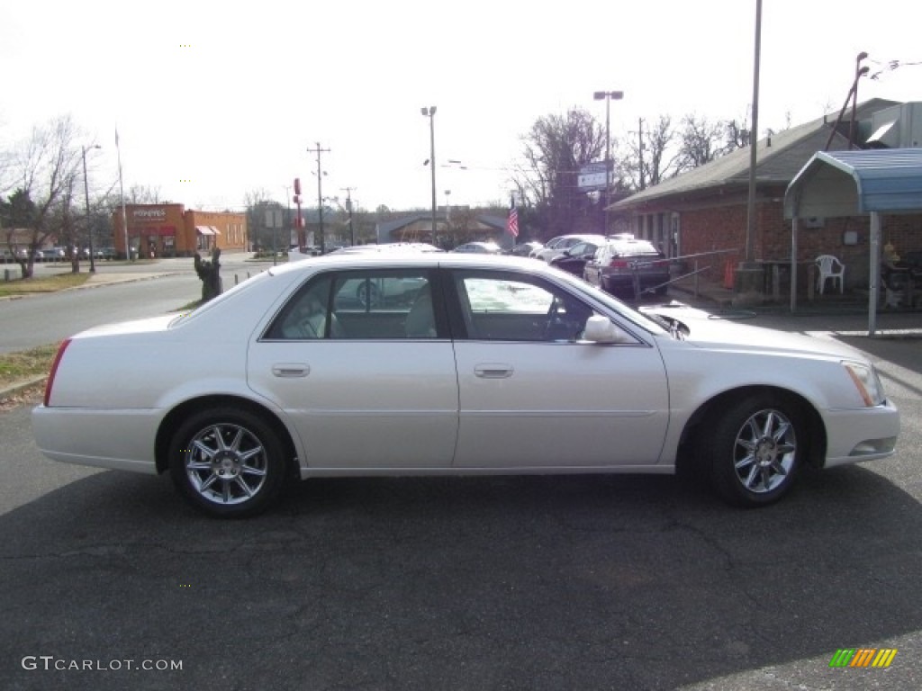 2011 DTS Luxury - White Diamond Tricoat / Titanium/Dark Titanium Accents photo #11