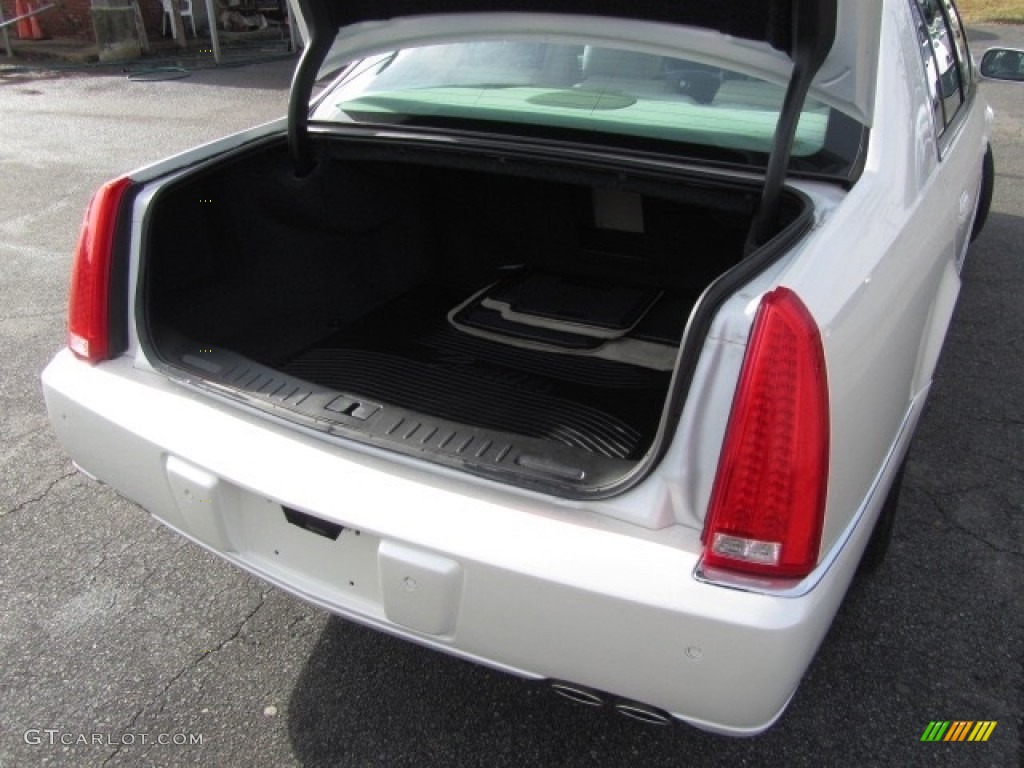 2011 DTS Luxury - White Diamond Tricoat / Titanium/Dark Titanium Accents photo #20