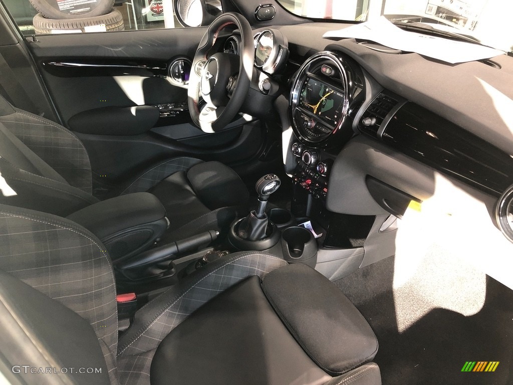 Diamond Carbon Black Interior 2019 Mini Hardtop Cooper S 4 Door Photo #131179435