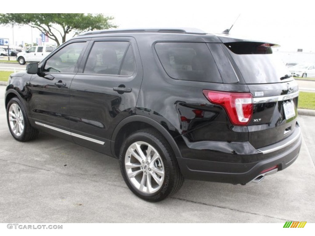 2018 Explorer XLT - Shadow Black / Ebony Black photo #7