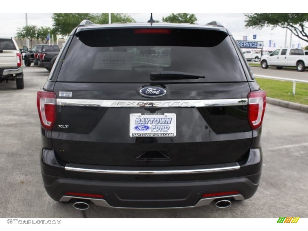 2018 Explorer XLT - Shadow Black / Ebony Black photo #8