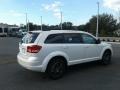 2018 White Noise Tri-Coat Dodge Journey SE  photo #5