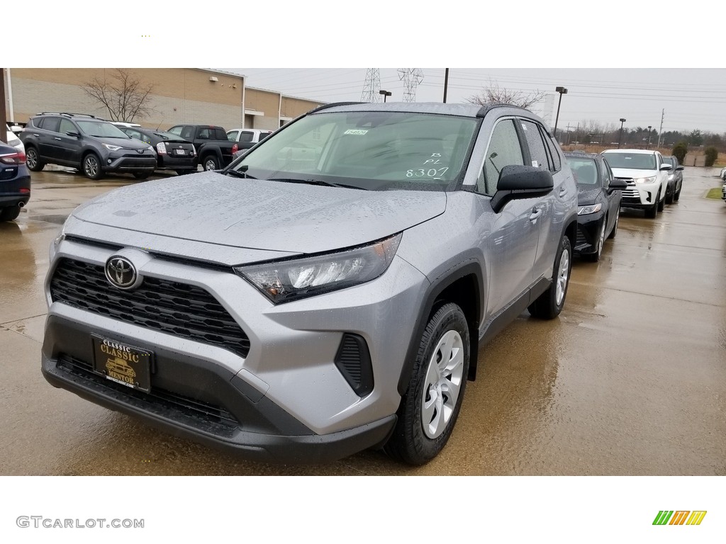 2019 RAV4 LE AWD - Silver Sky Metallic / Black photo #1