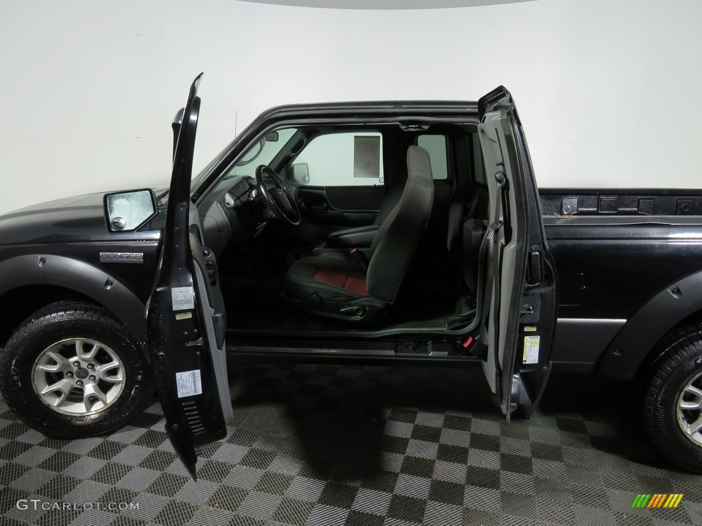 2009 Ranger XLT SuperCab 4x4 - Black / Medium Dark Flint photo #13