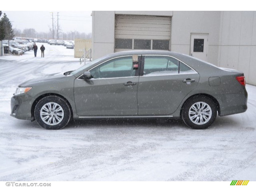 2012 Camry LE - Cypress Green Pearl / Ash photo #3
