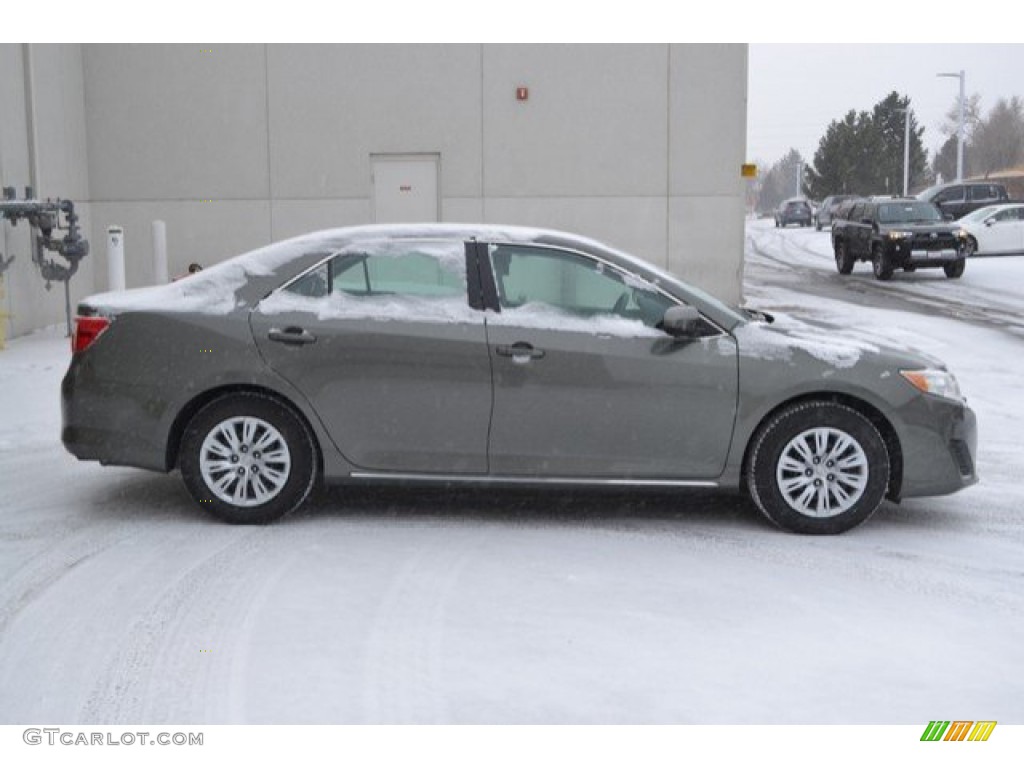 2012 Camry LE - Cypress Green Pearl / Ash photo #7