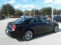 Gloss Black - 300 Touring Photo No. 5