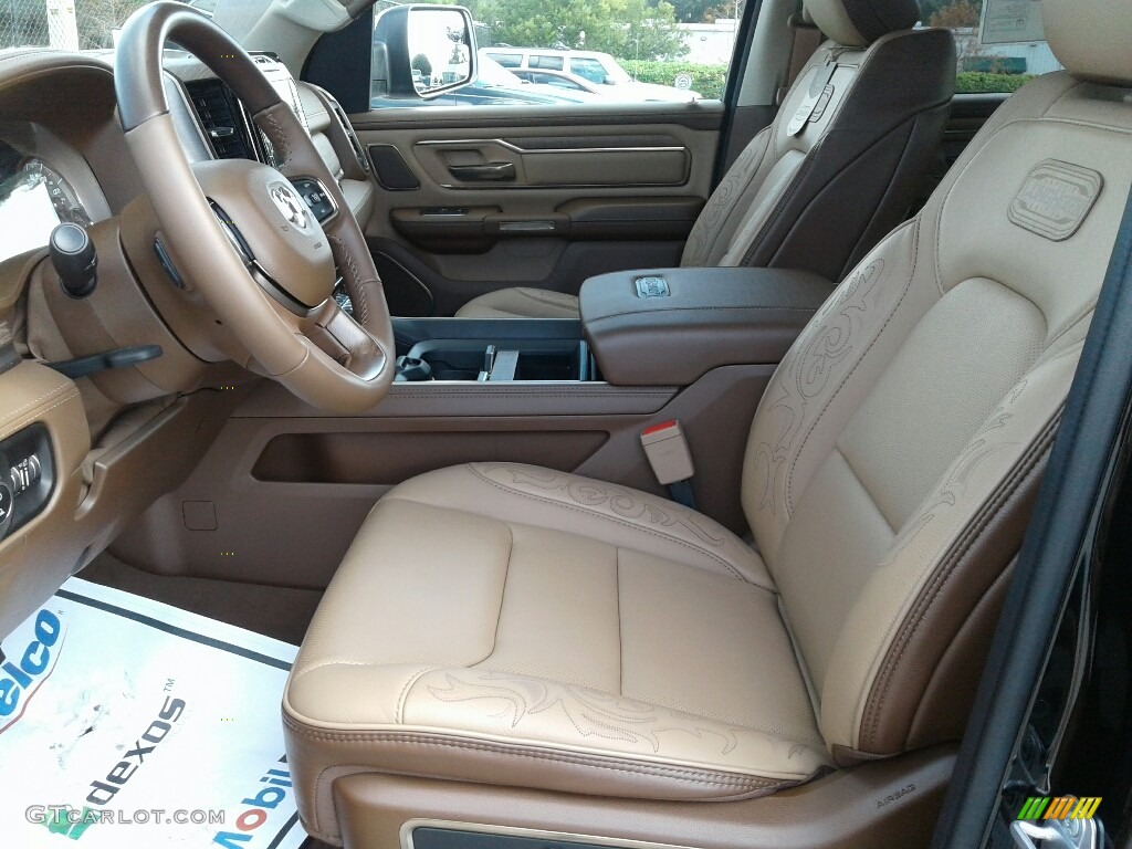 2019 1500 Long Horn Crew Cab 4x4 - Diamond Black Crystal Pearl / Mountain Brown/Light Frost Beige photo #9