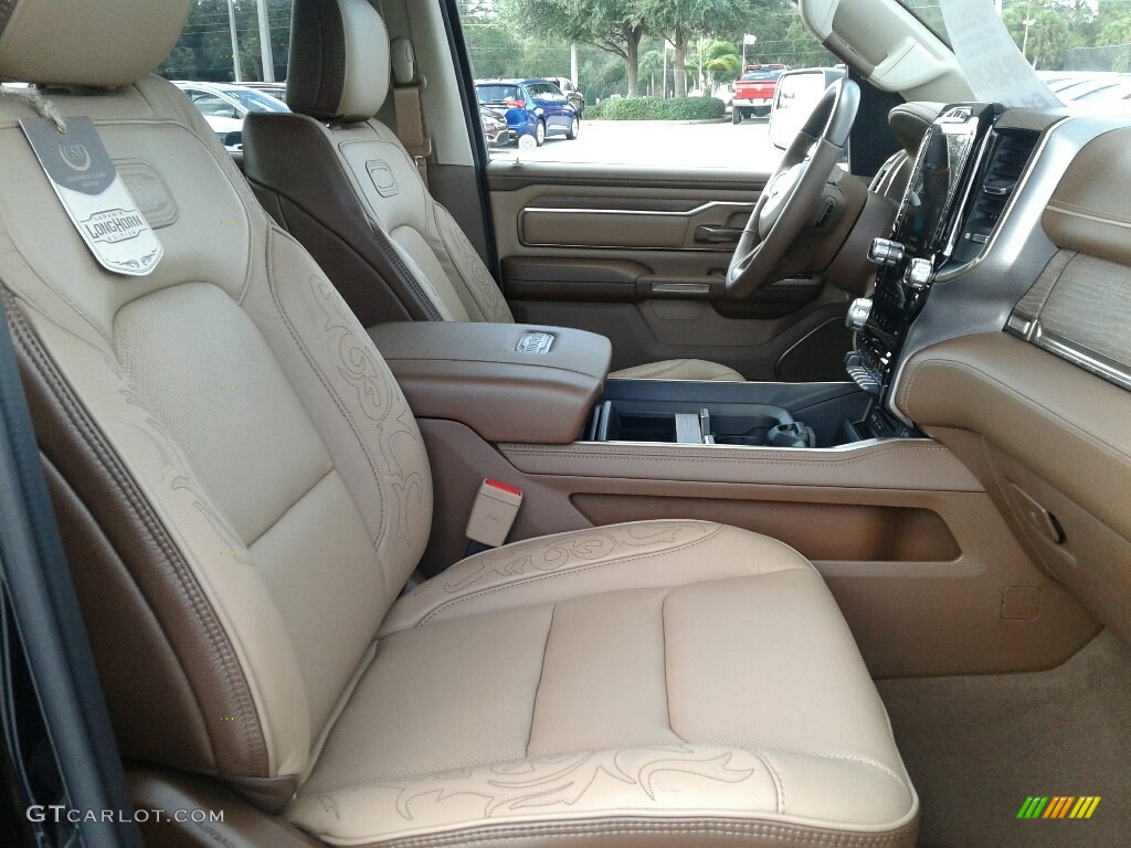 2019 1500 Long Horn Crew Cab 4x4 - Diamond Black Crystal Pearl / Mountain Brown/Light Frost Beige photo #12